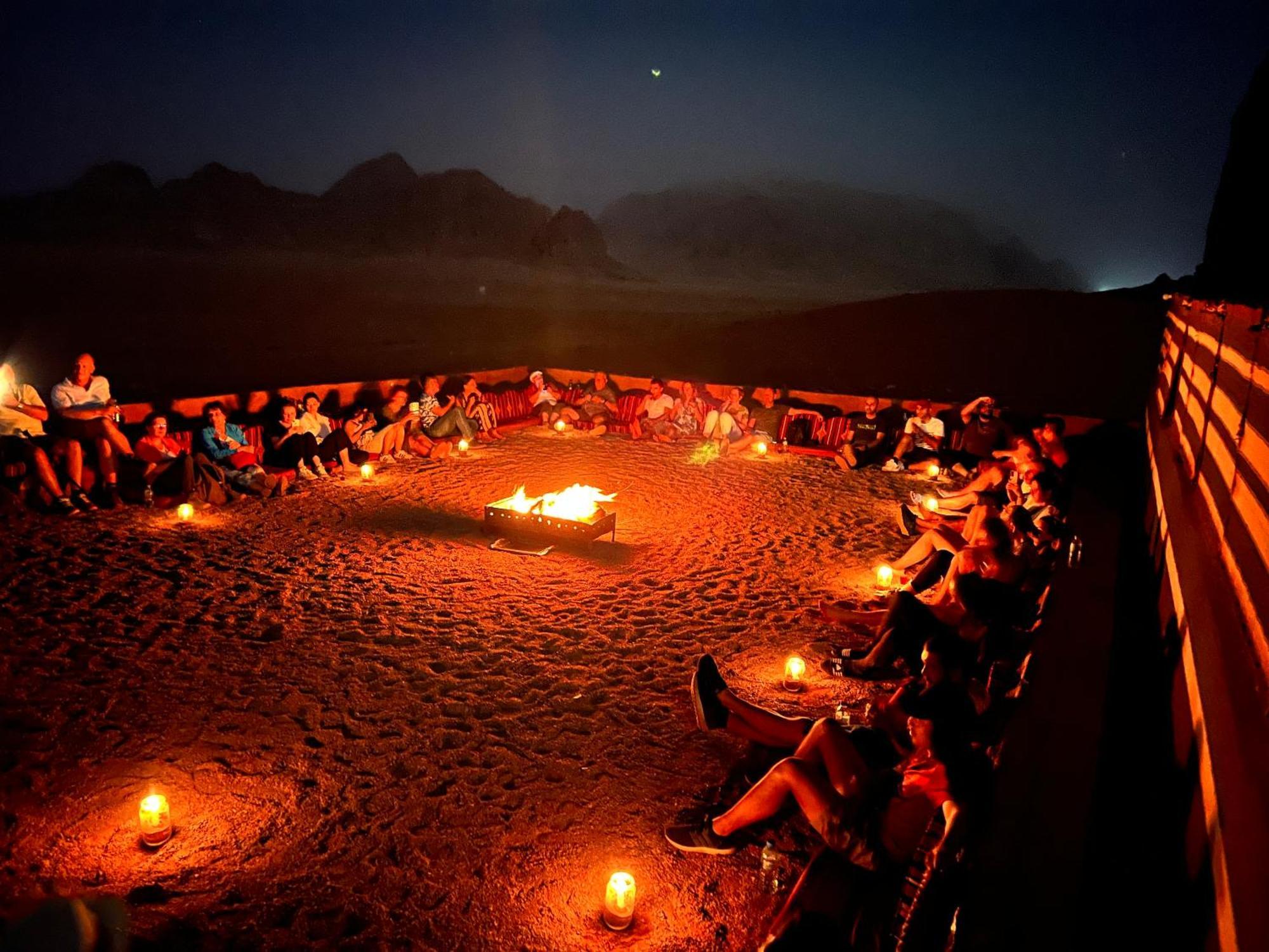 Bedouin Traditions Camp 와디럼 외부 사진