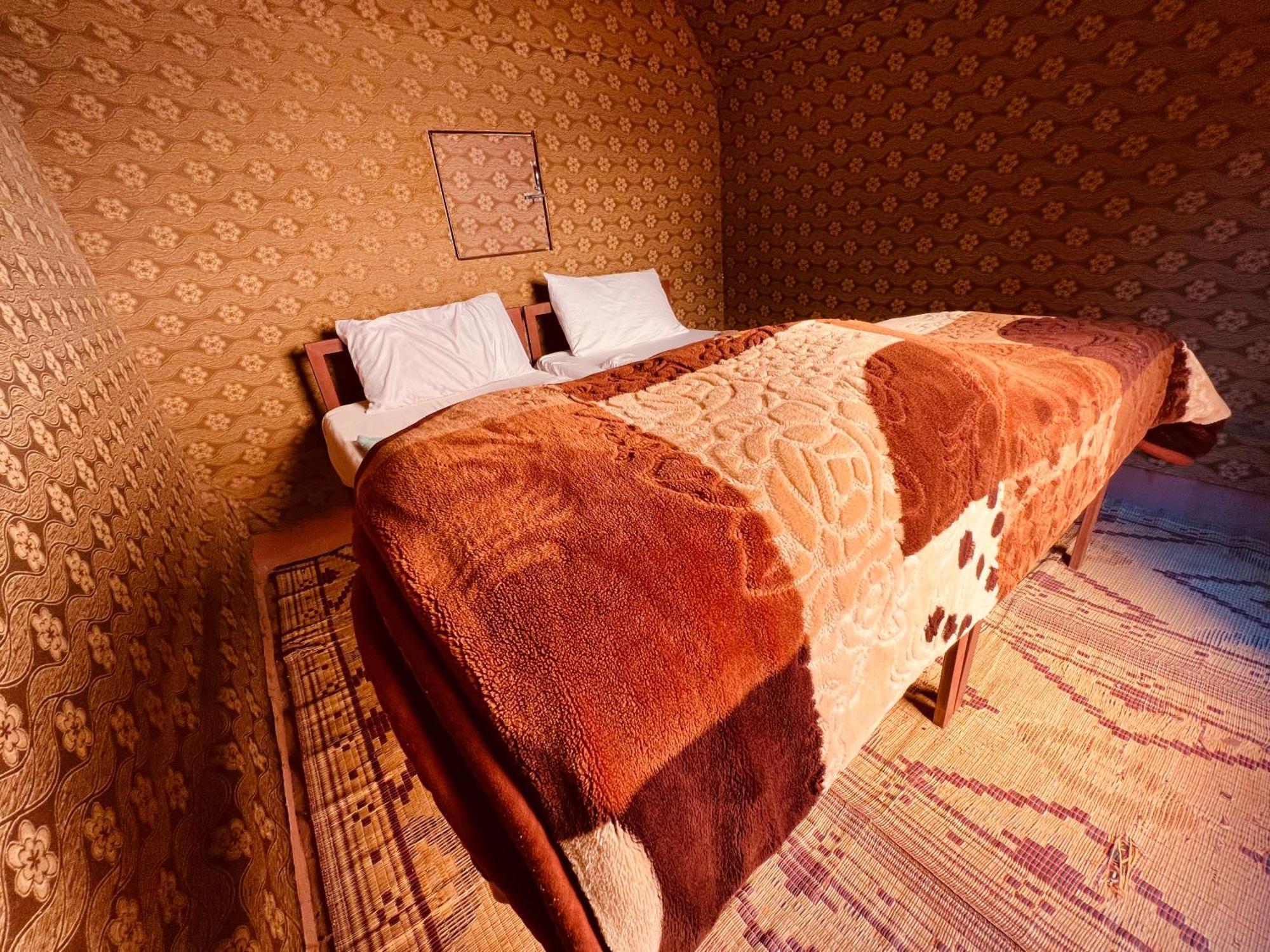 Bedouin Traditions Camp 와디럼 외부 사진