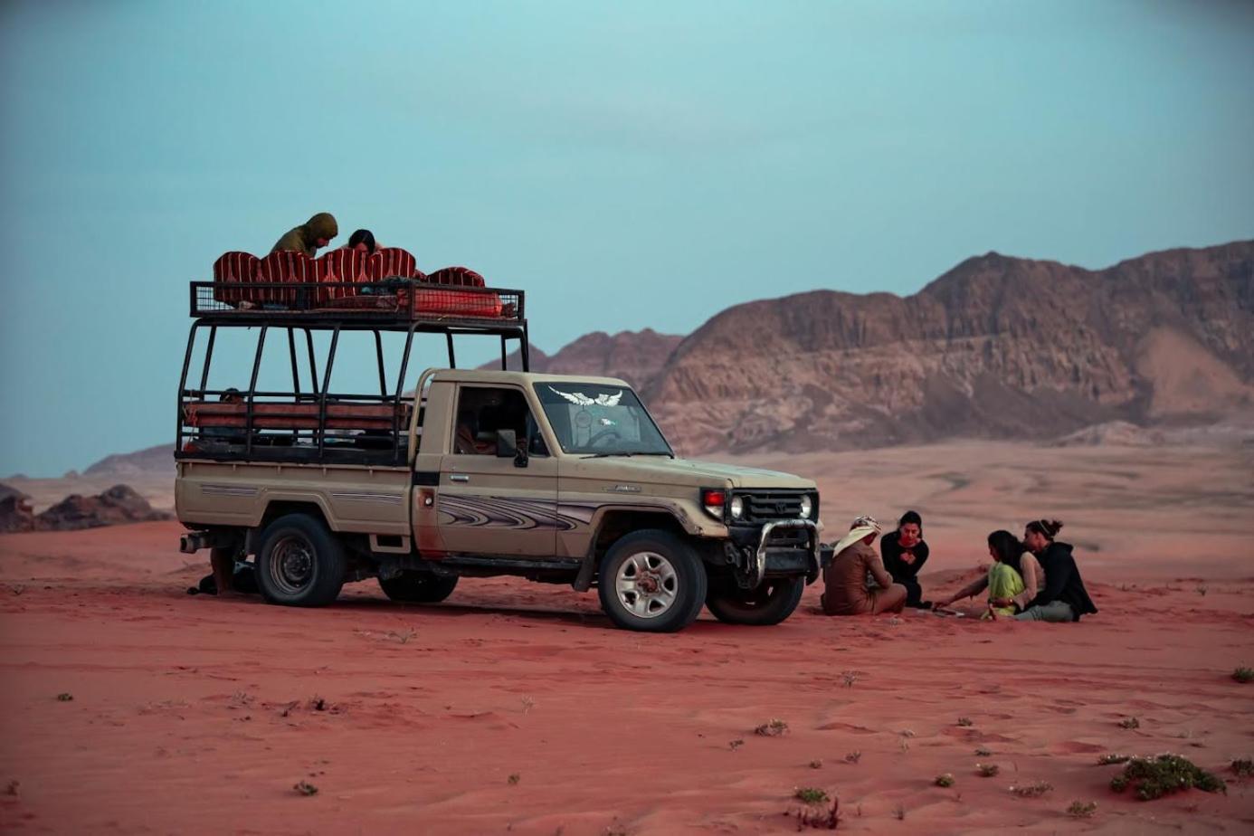 Bedouin Traditions Camp 와디럼 외부 사진