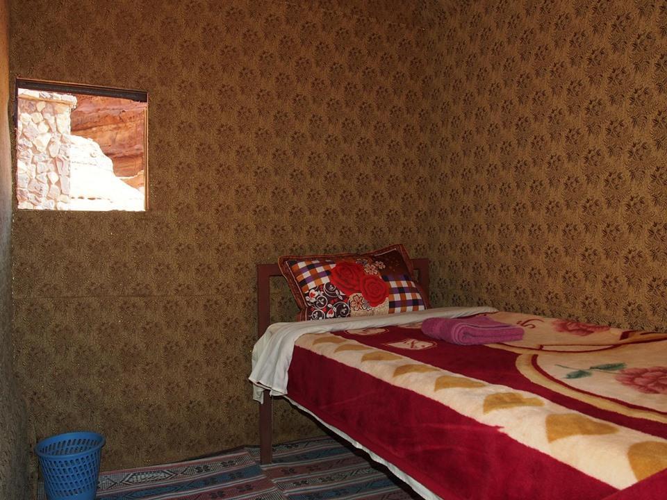 Bedouin Traditions Camp 와디럼 외부 사진