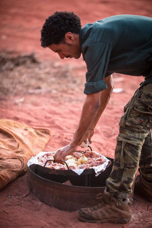 Bedouin Traditions Camp 와디럼 외부 사진