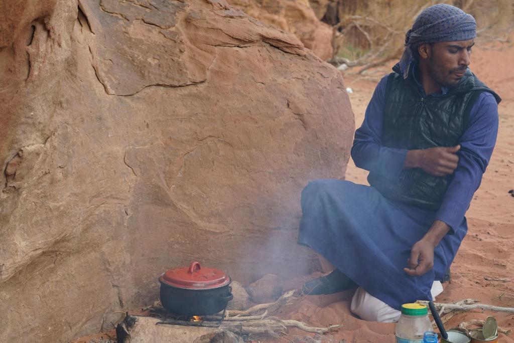 Bedouin Traditions Camp 와디럼 외부 사진