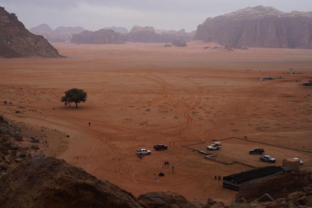 Bedouin Traditions Camp 와디럼 외부 사진